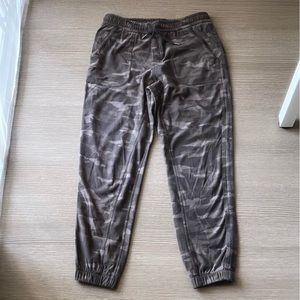 Athleta Farallon joggers, camo